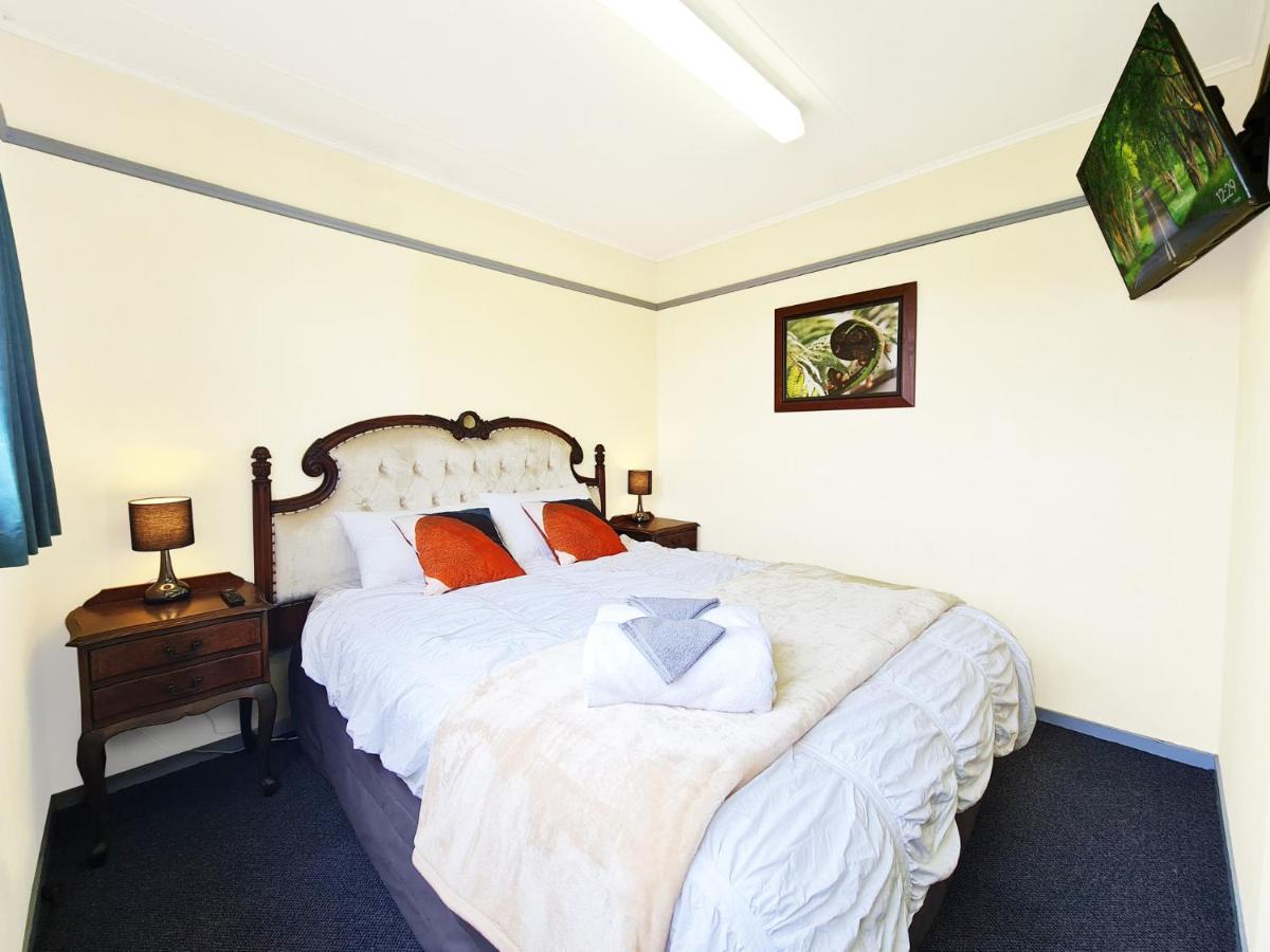 Rarakau Lodge Tuatapere Dış mekan fotoğraf