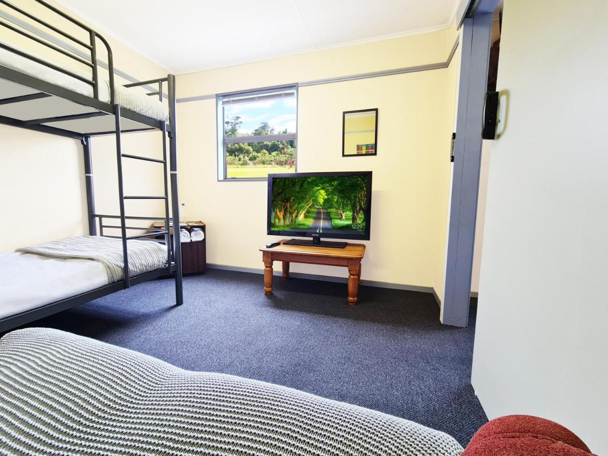 Rarakau Lodge Tuatapere Dış mekan fotoğraf